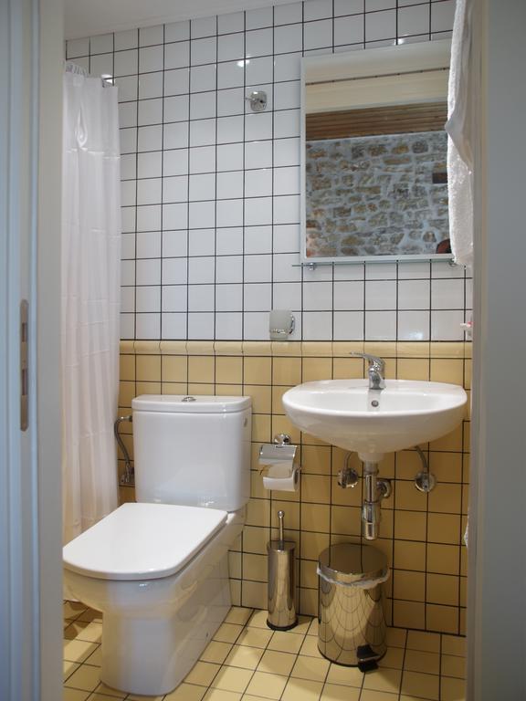 Oihalia Guesthouse Fidhákia Quarto foto